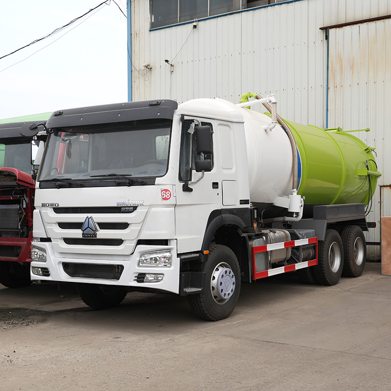 Vacuum Suction Truck